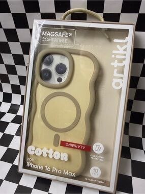 Artikl Cotton MagSafe iPhone 16 Pro Max Case in Cream